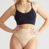Yummie Cadence Basic Colors Comfortably Curved Seamless Bralette Bra YD5-059