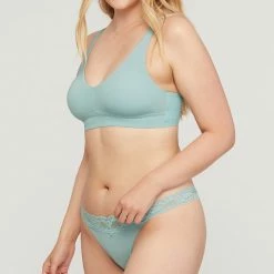 Montelle Skylight Lace Thong Panty 9002