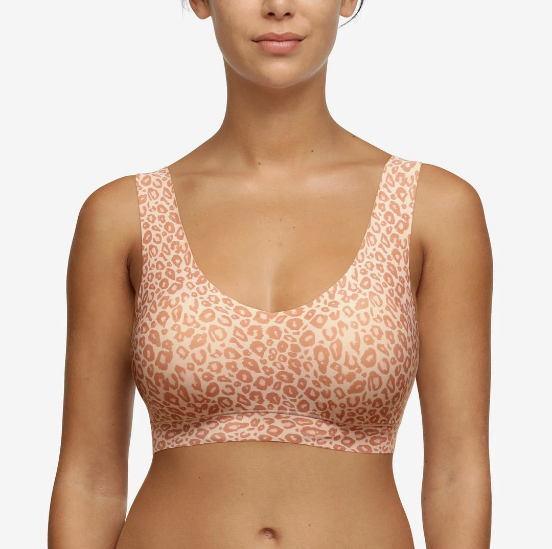 Chantelle SoftStretch Neutral Leopard Padded V-Neck Bralette Bra 11D1 3 Chantelle SoftStretch Neutral Leopard Padded V-Neck Bralette Bra 11D1