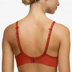 Passionata By Chantelle Nais Leather Push Up T Shirt Bra 48H2 10 Passionata By Chantelle Nais Leather Push Up T Shirt Bra 48H2