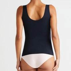 Yummie Non Shaping Black 2 Way Seamless Tank YD5-060 PJS & Lounge