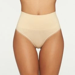 Panties Yummie Outlast Ultralight Frappe Shaping Thong Panty YT5-160